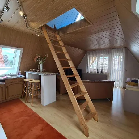 Ruhiges Stadtdomizil - Wohnkomfort In Der Vier-tore-stadt Neubrandenburg